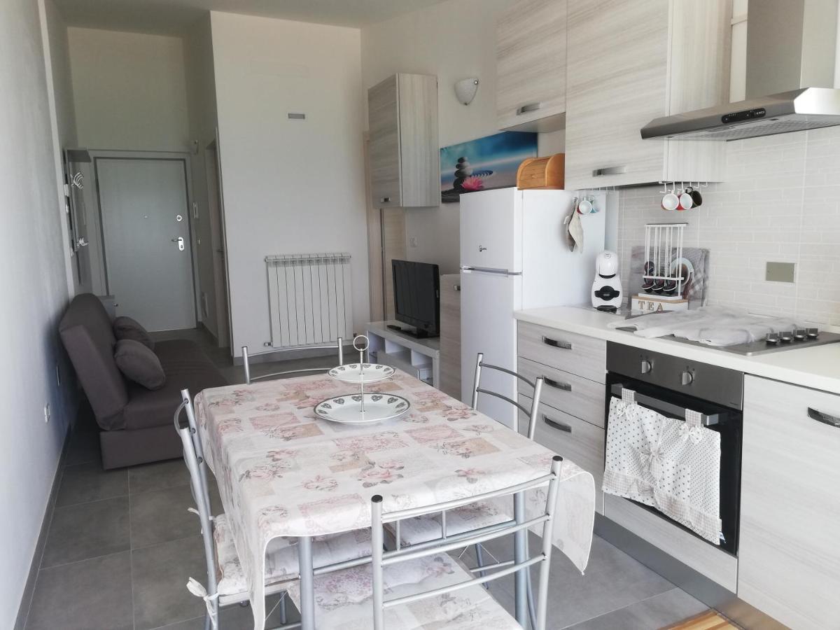 Attico Fronte Mare Apartman Martinsicuro Kültér fotó
